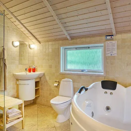 בית נופש Spacious Holiday In Near Sea *