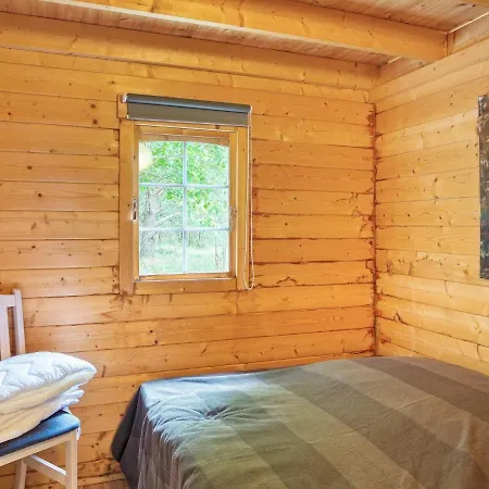 Spacious Holiday In Near Sea * Vig